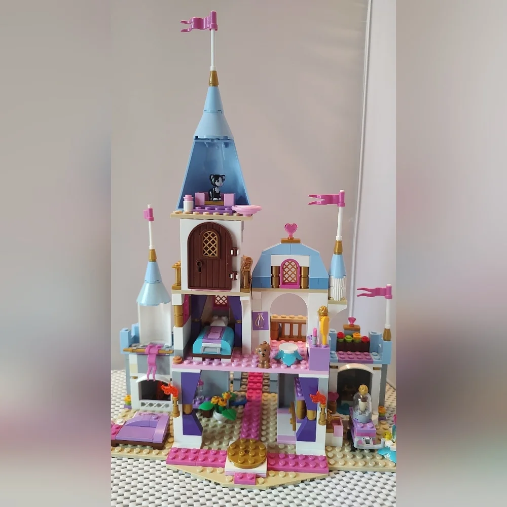 Lego 41055 Cinderella's Castle Disney Princess Retired